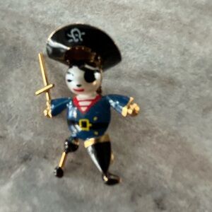 Vintage Peg Leg Pirate Damascene Enameled Pin